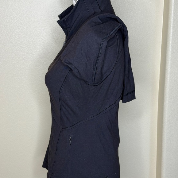 Lululemon Luon Black Jacket ~ please note this is not the define. - Picture 4 of 8